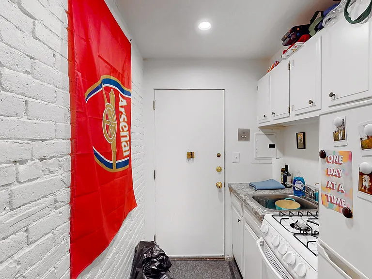 173 Marlborough St #13 — Photo 3