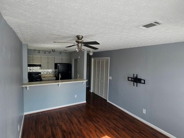 330 Buttles Ave APT A