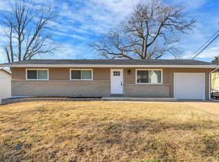 4409 Thicket Dr, Saint Louis, MO