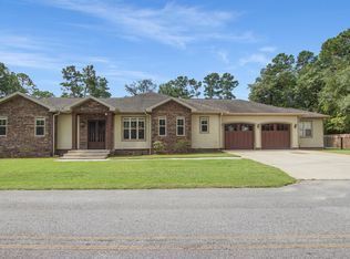 118 Garden Court Ln, Santa Rosa Beach, FL 32459