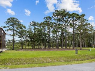 546 Avocet Dr, Beaufort, NC 28516
