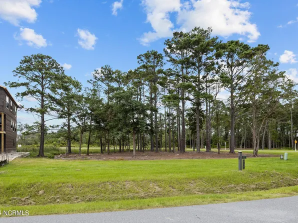 546 Avocet Drive, Beaufort, NC 28516