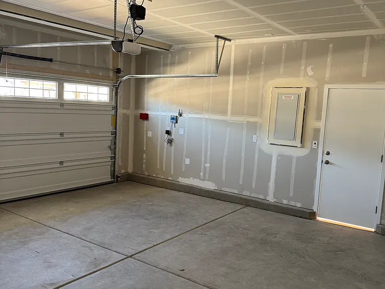 1485 Westwind Way — Photo 34
