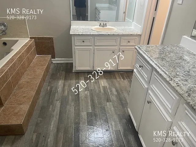 221 Southbrook Dr — Photo 27
