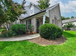 11 Hydrangea Ct, Greensboro, NC 27455
