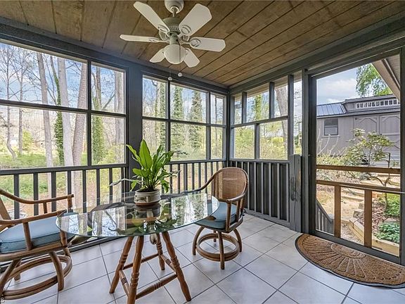 4th image of 358 Folly Farms Cir