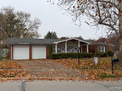 5103 Towne South Rd, Saint Louis, MO, 63128