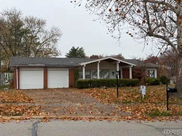 5103 Towne South Rd, Saint Louis, MO 63128