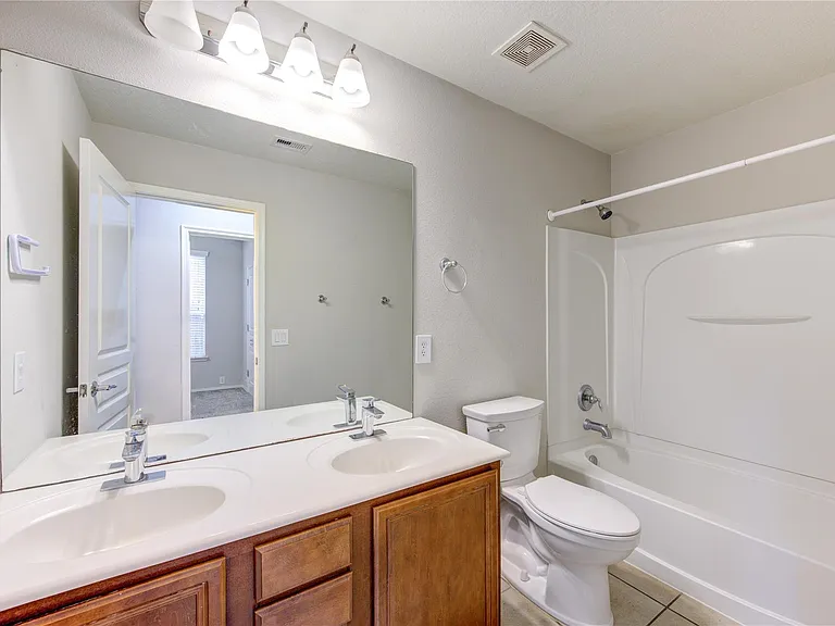 9503 Herons Grove Ln — Photo 23