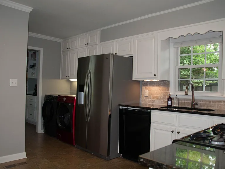 3243 Valley Park Dr — Photo 7