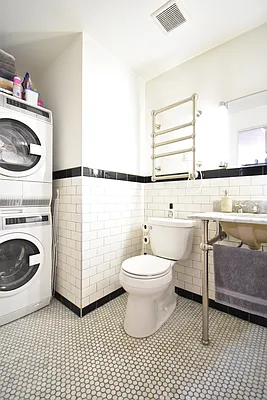 Rented by Wyllie Real Estate | media 23