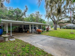 724 Albert Ln, Deland, FL 32720