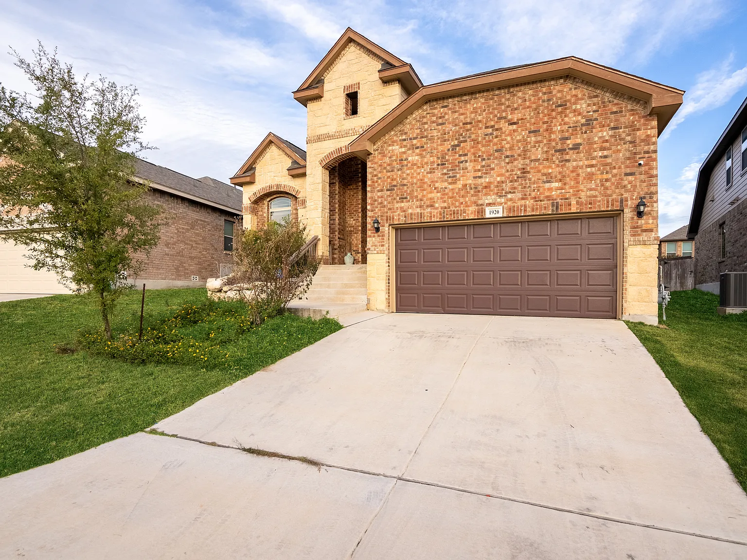 4 bed, 2661 sqft, $2,450 — Photo 1