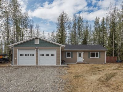 2267 Moonlight Dr, North Pole, AK, 99705