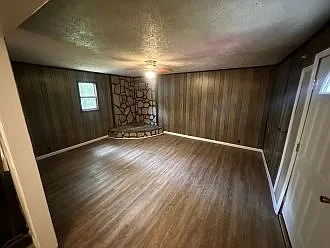 116 Anita Ln — Photo 2