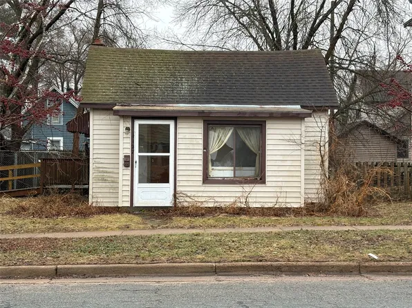 1127 E Madison Street, Eau Claire, WI 54703
