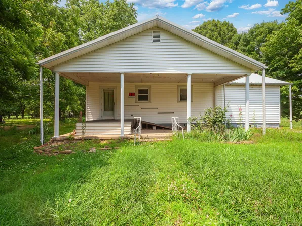 666 Old Dyersburg Rd, Dyer, TN 38330
