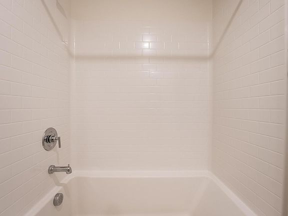3rd image of 4496 Mahogany Hills Ave