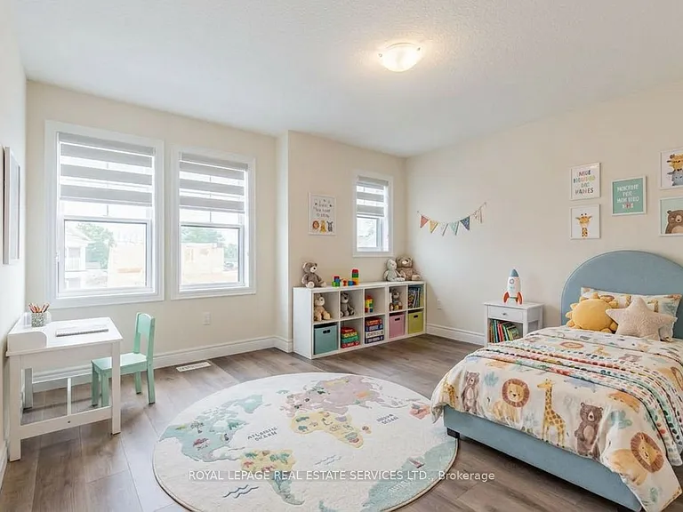 42 Beachwalk Cres — Photo 24