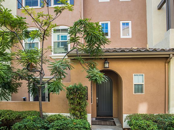 2nd image of 2608 Escala Cir