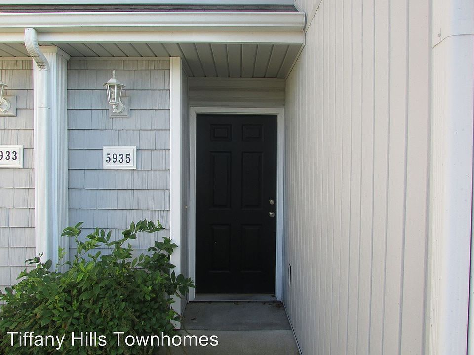 1st image of 5935 NW 90th Ter