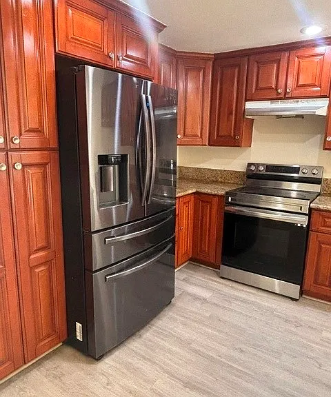 22350 James Alan Cir — Photo 2