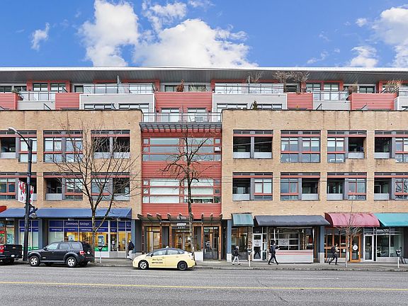 3rd image of 2250 Commercial Dr #304