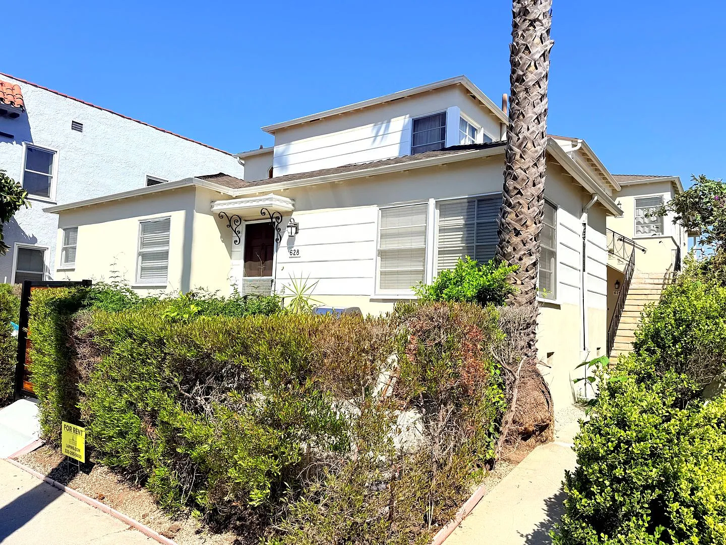 Lovely Renovated Cozy and Spacious 1 Bed 1 bath Unit in Melrose-Fairfax area — Photo 4