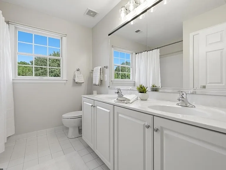 22806 Oatlands Grove Pl — Photo 54