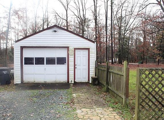 3rd image of 6400 Dalebrook Dr