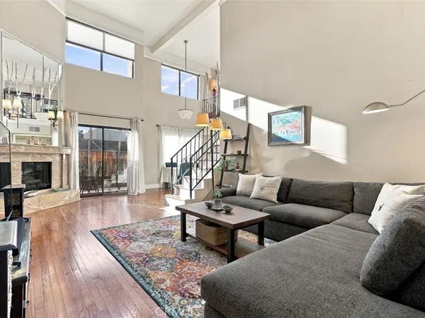 12930 Valleyheart Dr APT 9, Studio City, CA 91604