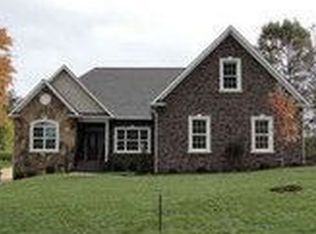 708 6th Ave NE, Conover, NC 28613