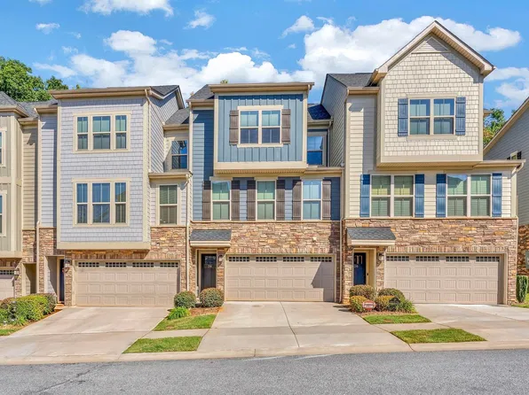 28 Questover Dr, Greenville, SC 29607