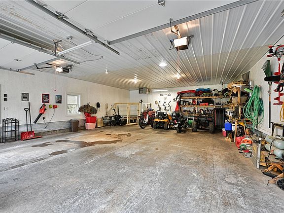 4th image of 13270 N Stark Road