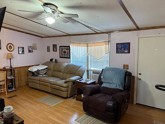 4th image of 2981 Sea Oaks Loop