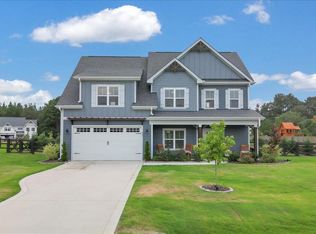 805 Warwick Ln, Carthage, NC 28327