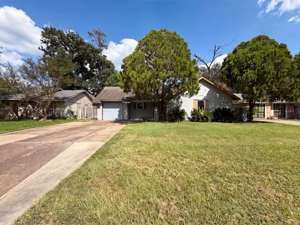 9314 Deanwood St, Houston, TX 77040
