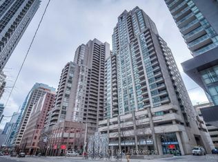 750 Bay St #710, Toronto, ON M5G 1N6