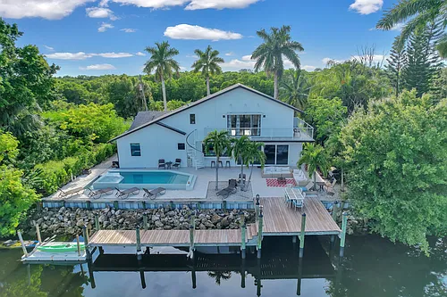 95 Schneider Dr Photo 1
