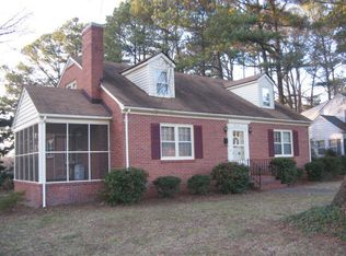 521 N Lunenburg Ave, South Hill, VA 23970