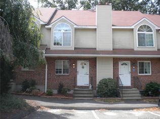 62 Pierpont Rd #D8, Waterbury, CT 06705