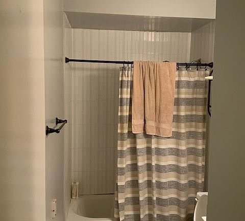 5th image of 312 Preston Ave