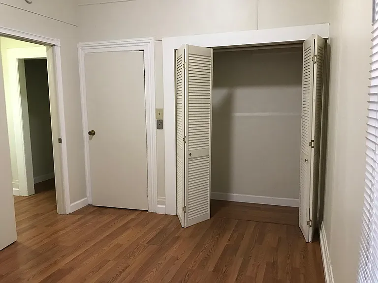 1st room: First room on the right hand side (entry and closet) 3