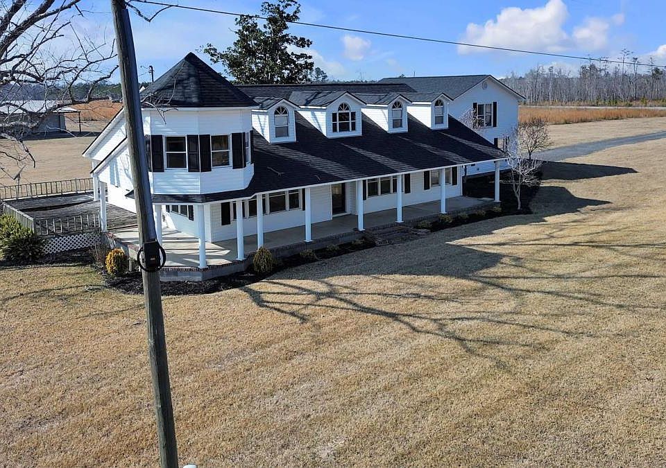 1st image of 1832 Douglas Hwy