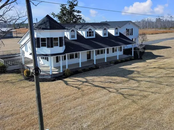 1832 Douglas Hwy, Hazlehurst, GA 31539