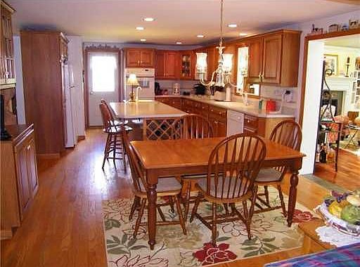 4th image of 152 Lingay Dr