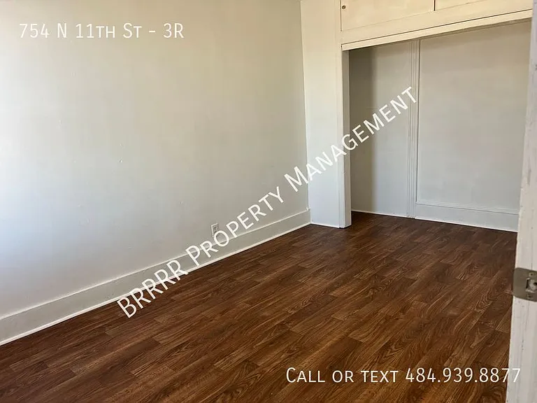 754 N 11th St #3R — Photo 11