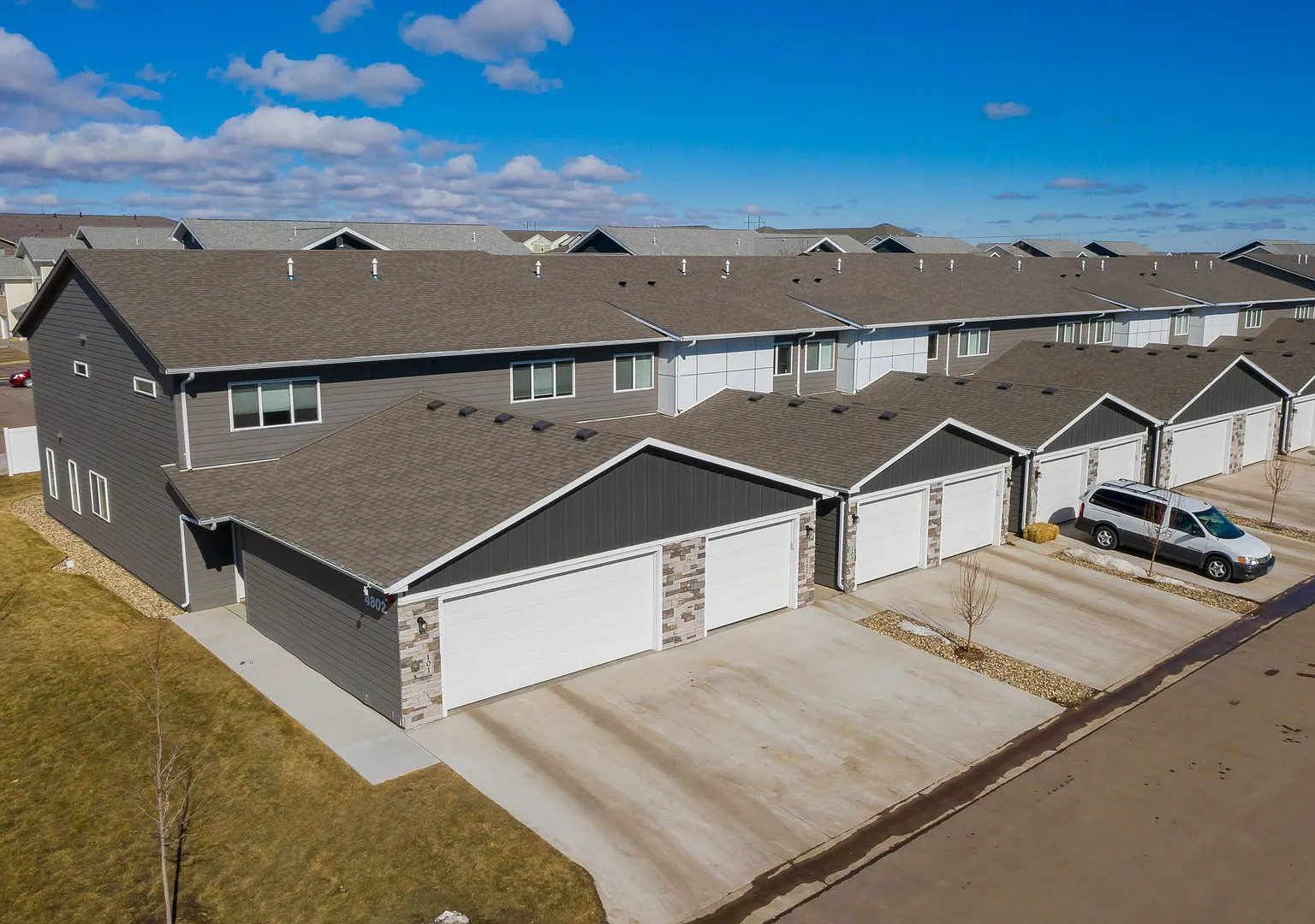 Townhomes For Rent! — Photo 4
