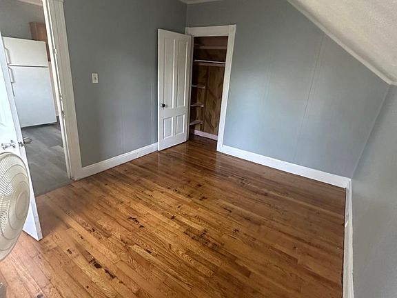 5th image of 28 Amey St #3
