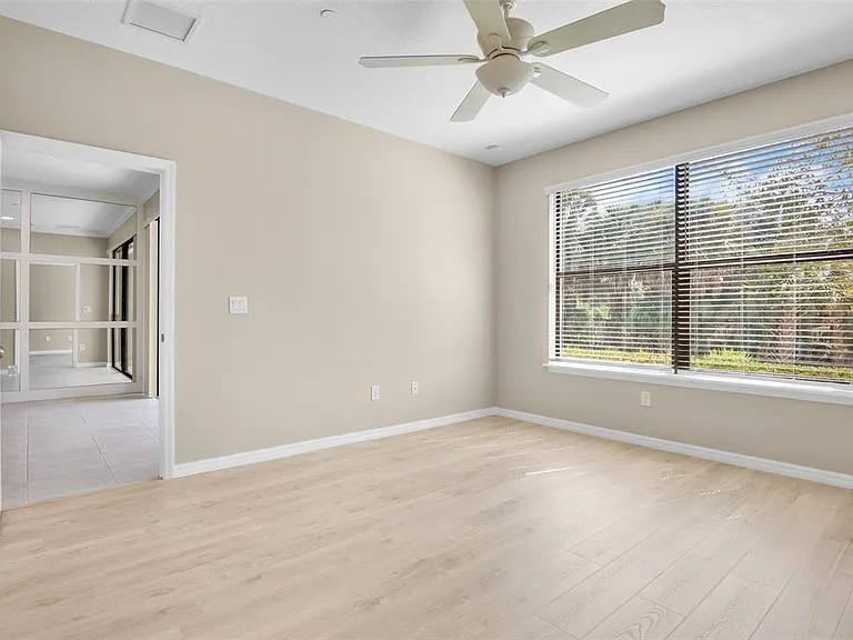 5425 Cicerone St #102 — Photo 15